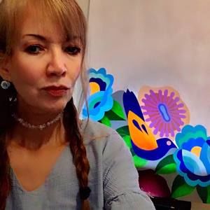 Meet your Posher, Ana-marcela